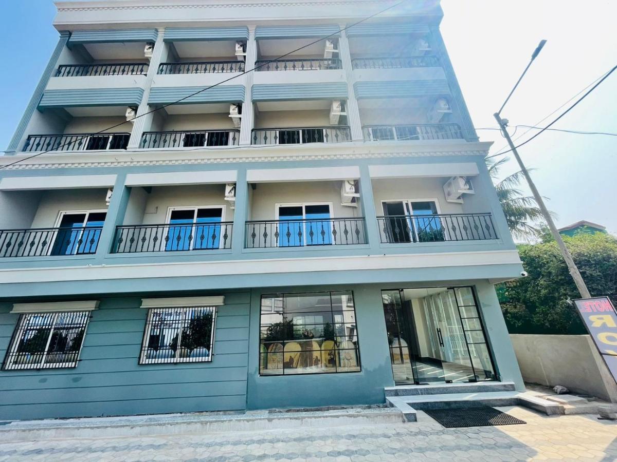 Royal Beach International Puri Exterior foto